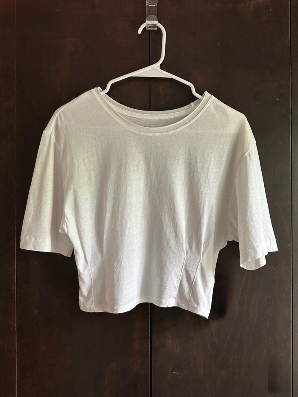 URBAN OUTFITTERS White Boxy Crewneck Crop Top